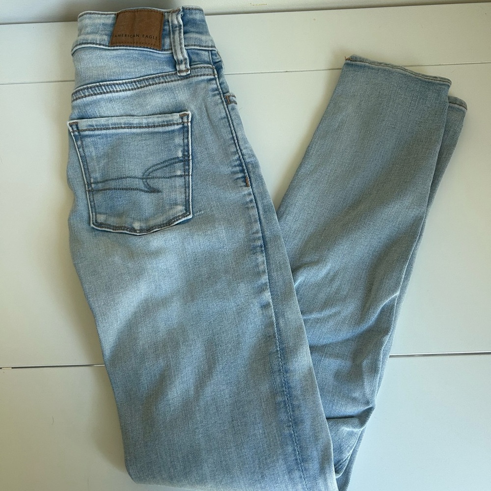 American Eagle Outfitters Light Blue Jeans